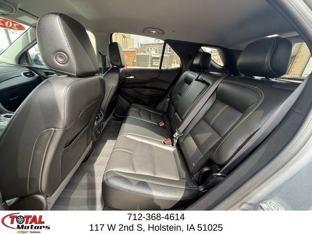 Used 2023 Chevrolet Equinox Premier AWD/4WD image 13