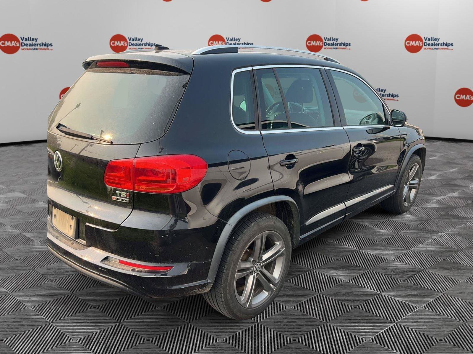 Used 2017 Volkswagen Tiguan Sport AWD/4WD image 4