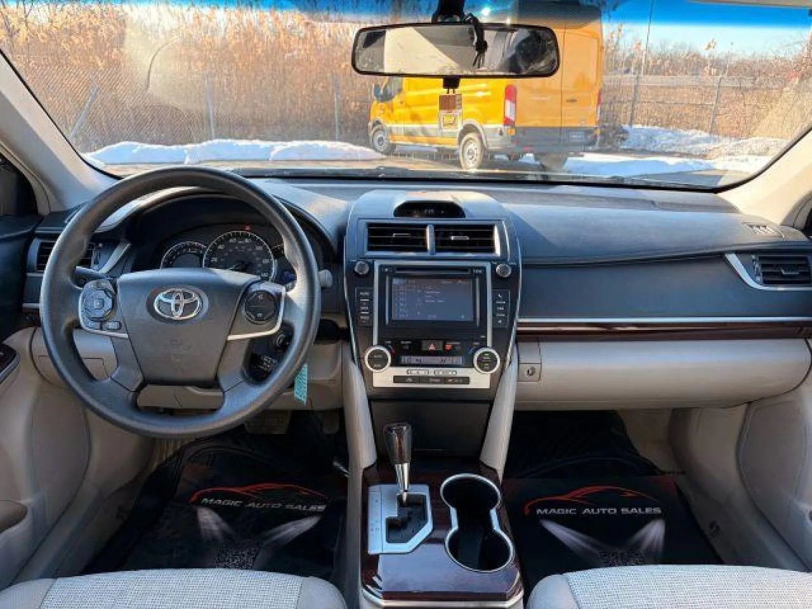 Used 2013 Toyota Camry XLE image 20