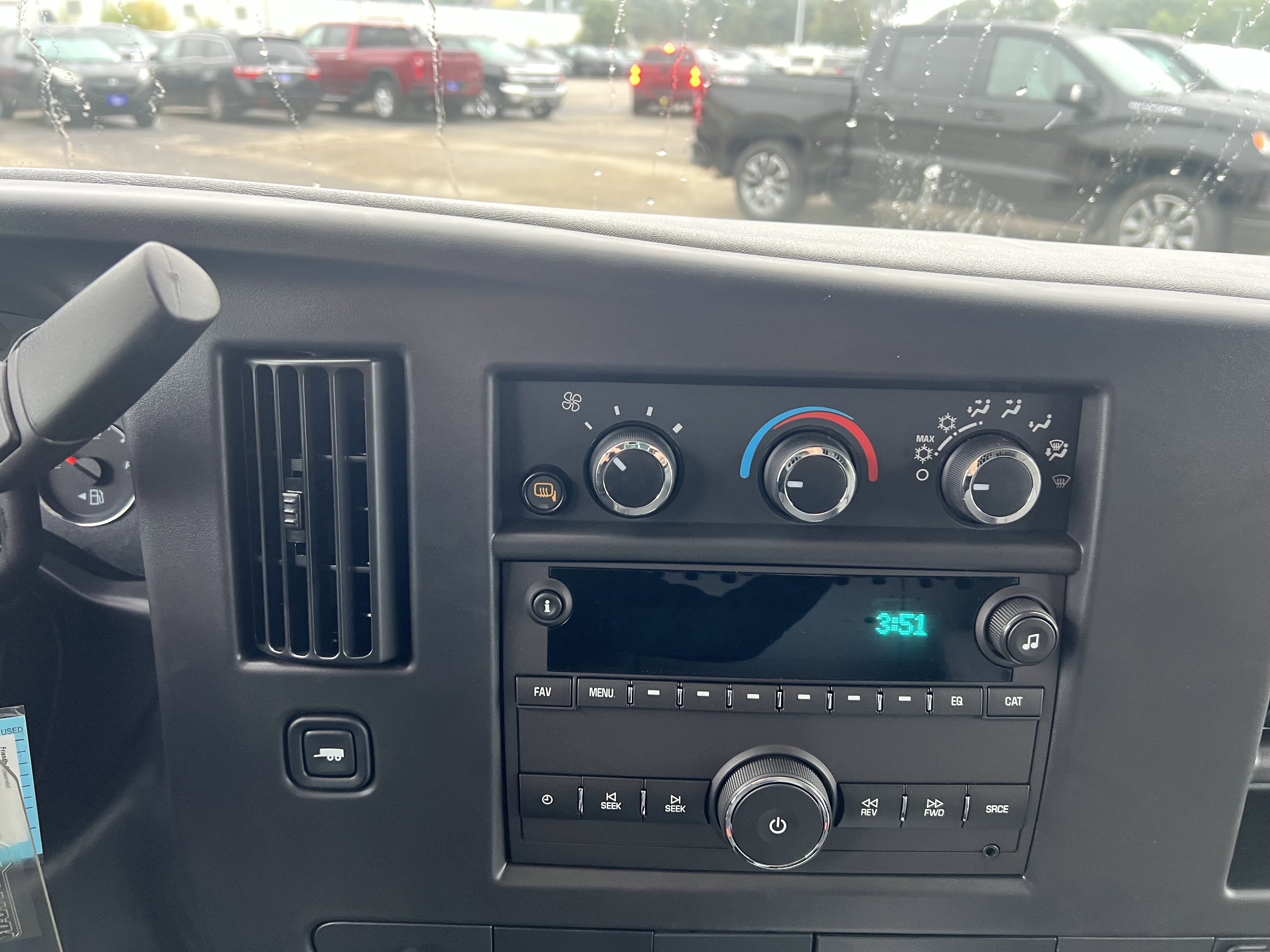 New 2025 Chevrolet Express 3500 w/ Driver Convenience Package image 7