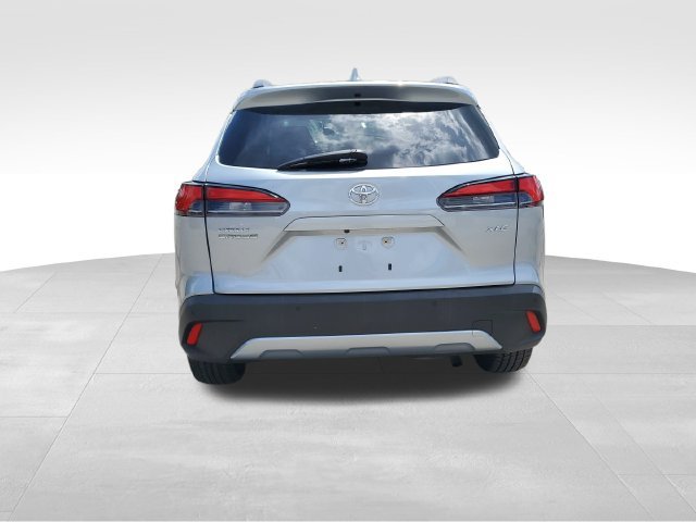 Used 2024 Toyota Corolla Cross XLE FWD image 5