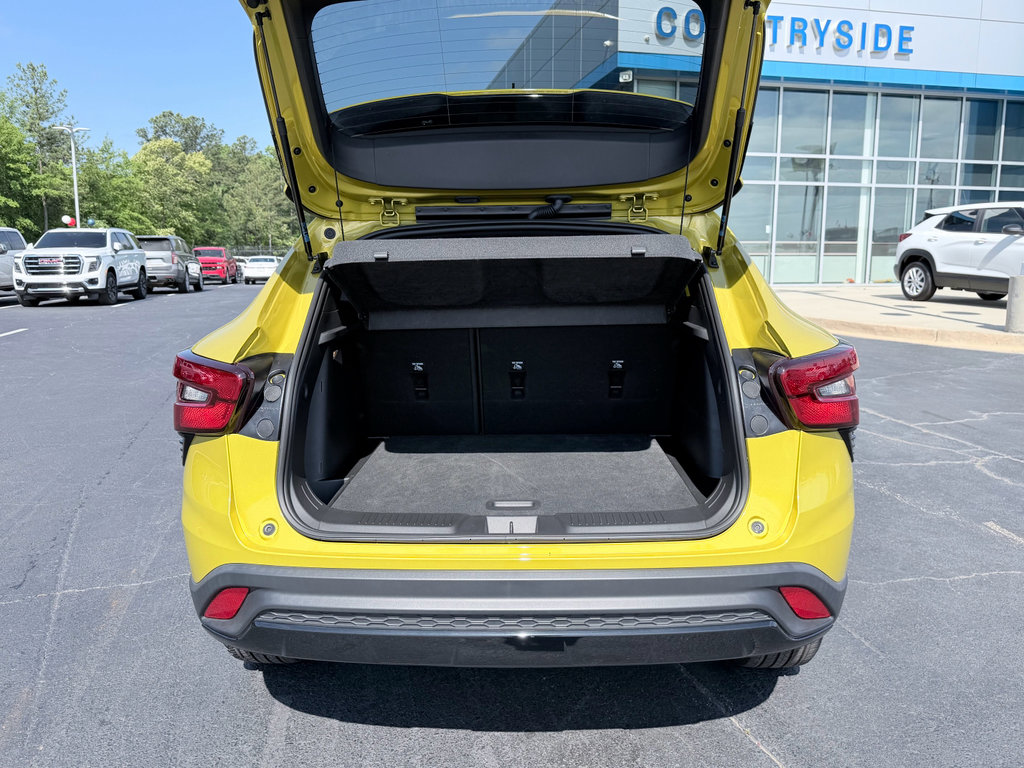 Used 2024 Chevrolet Trax RS w/ Driver Confidence Package FWD image 9