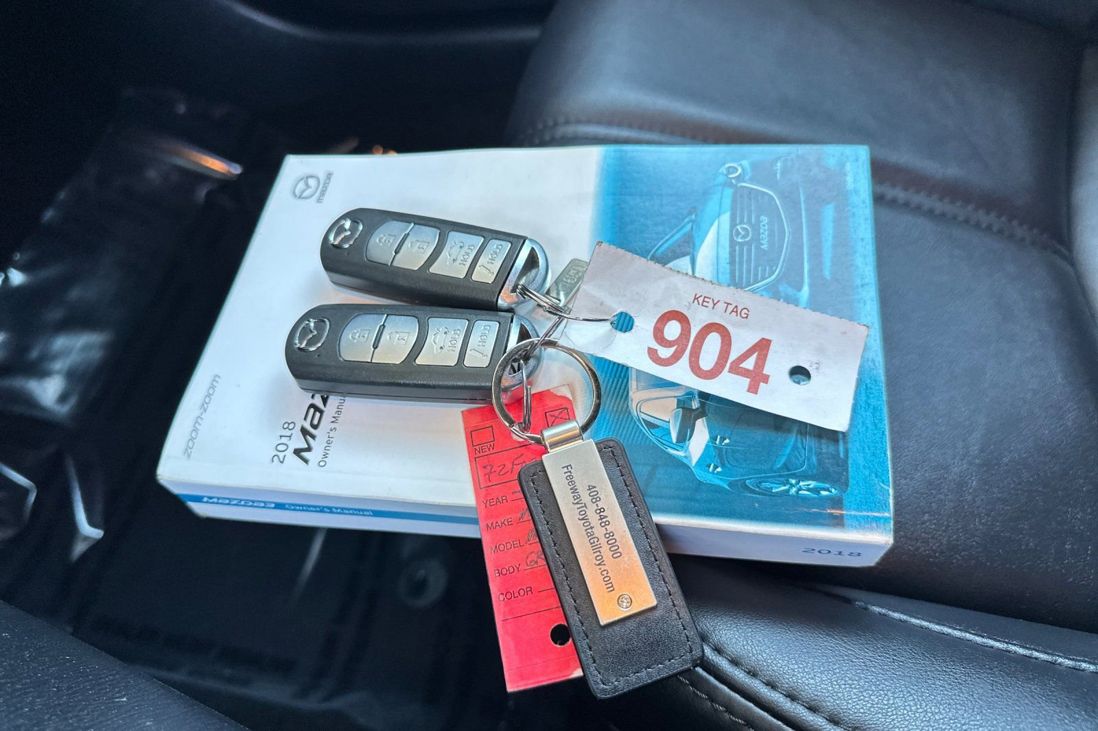 Used 2018 MAZDA MAZDA3 Touring image 11