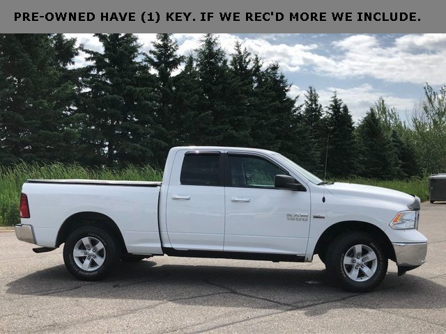 Used 2017 RAM 1500 Classic SLT image 3