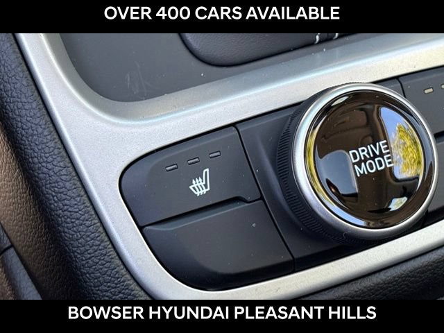 New 2026 Hyundai Venue SEL FWD image 11