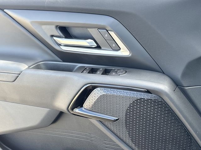 New 2026 Chevrolet Silverado EV LT image 21