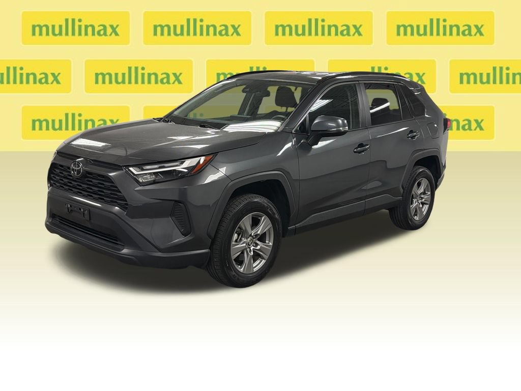 Used 2024 Toyota RAV4 XLE FWD image 8