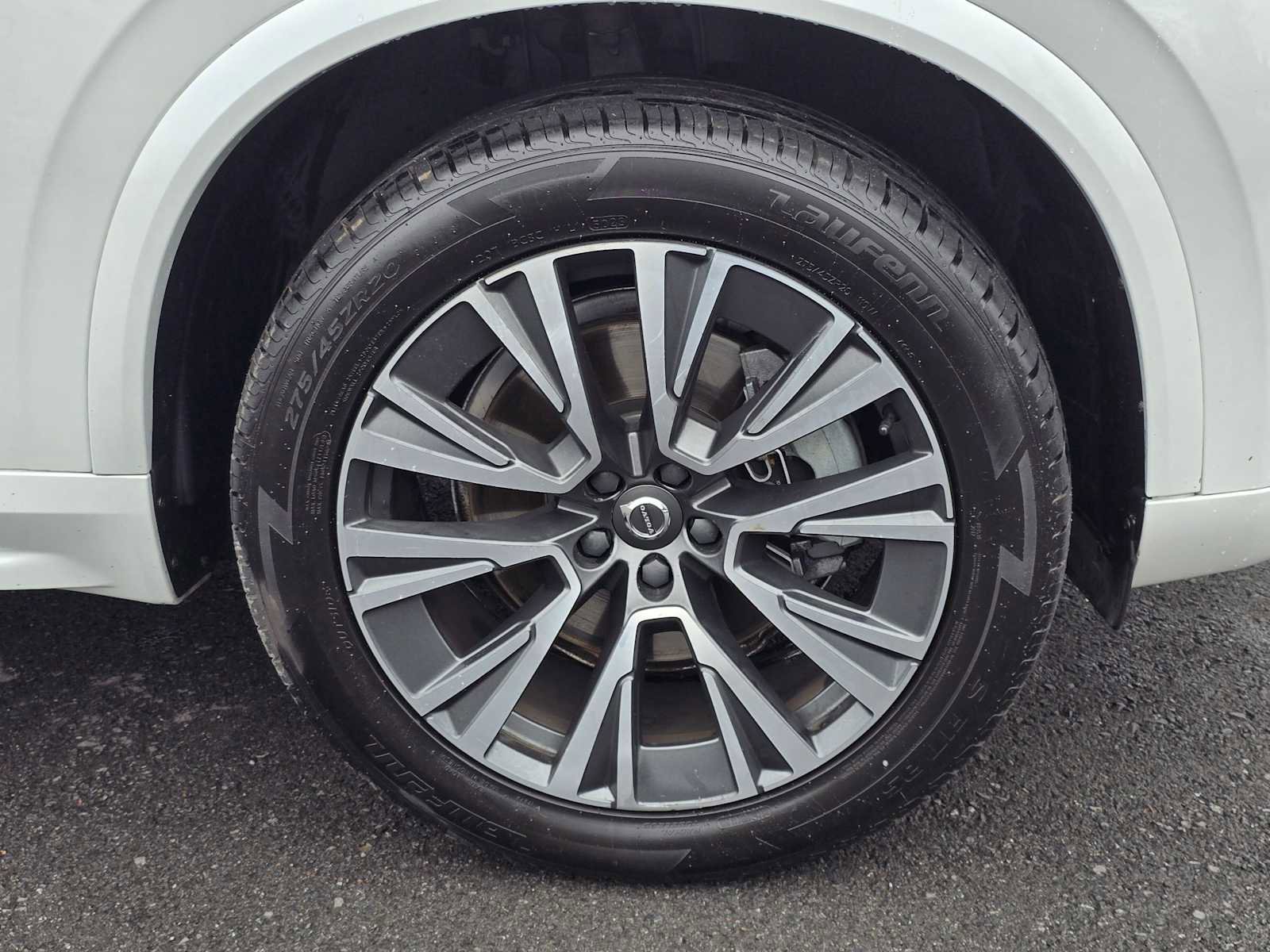 Used 2020 Volvo XC90 T6 Momentum AWD/4WD image 9