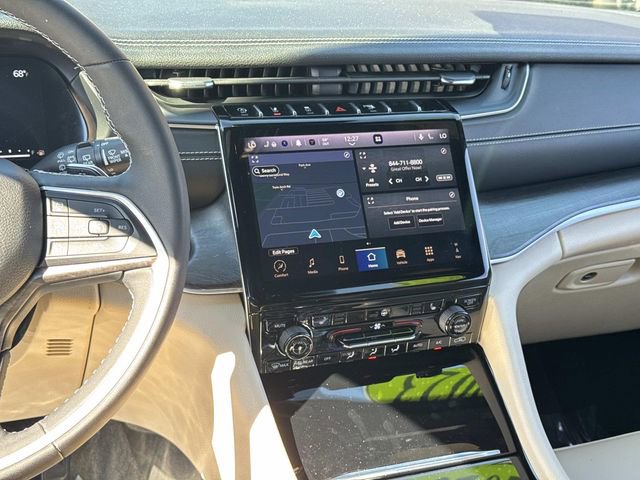 Used 2023 Jeep Grand Cherokee Limited w/ Trailer Tow Prep Group (B) image 25