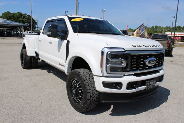 Used 2025 Ford F450 Platinum AWD/4WD image 16