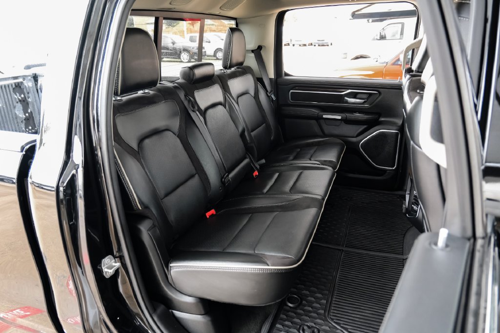Used 2022 RAM 1500 Laramie AWD/4WD image 38