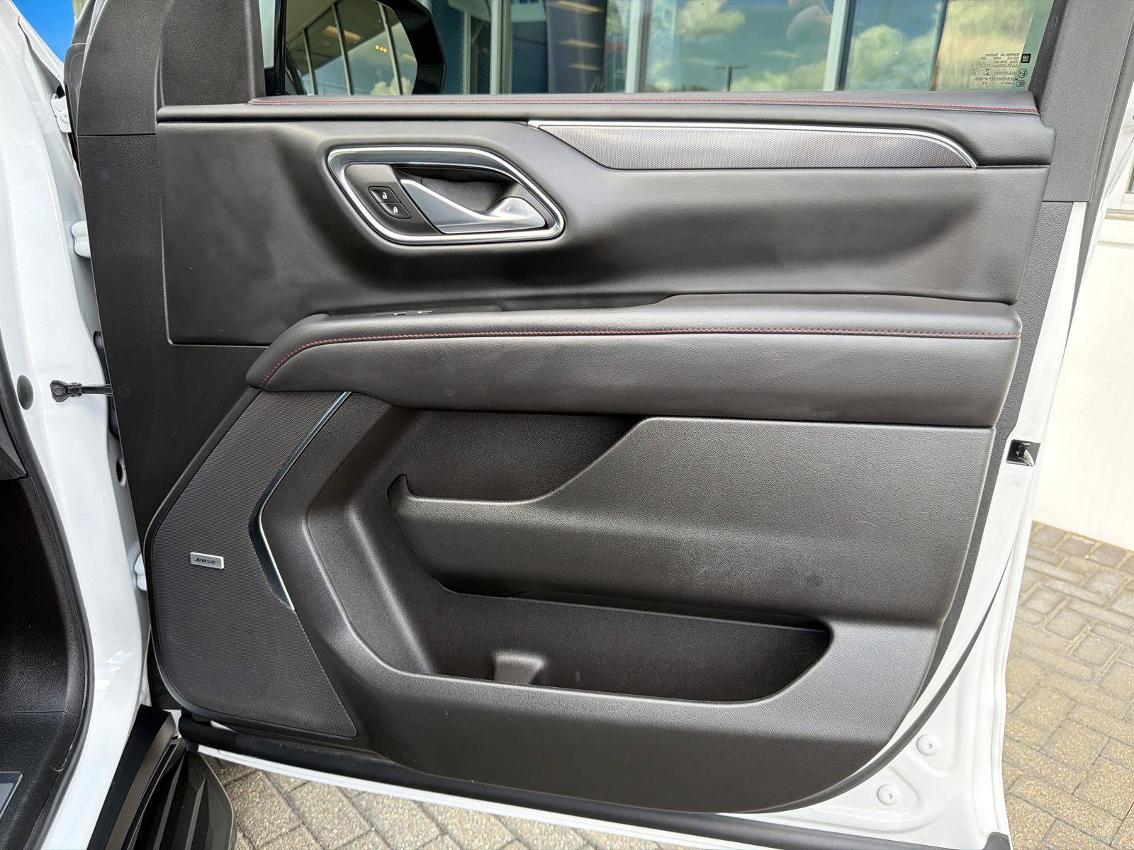 Used 2022 Chevrolet Tahoe RST w/ Luxury Package AWD/4WD image 34