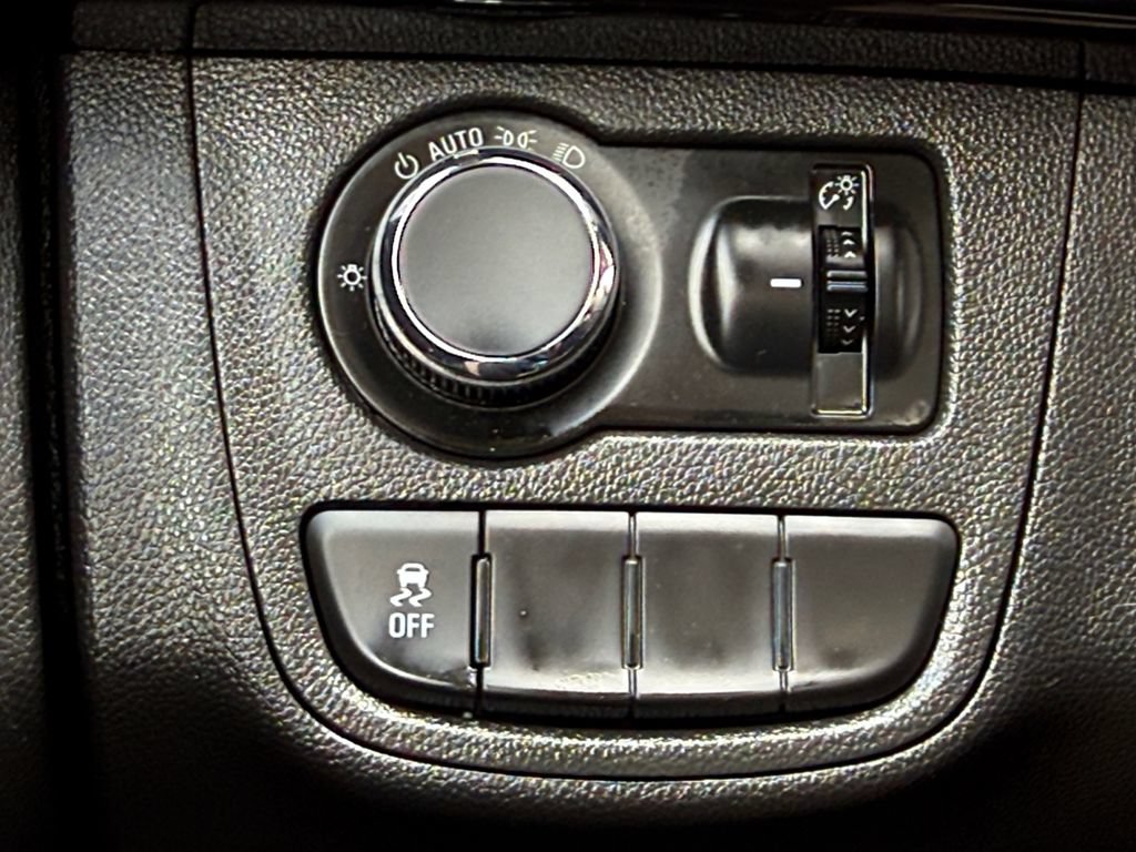 Used 2020 Chevrolet Spark LT FWD image 20