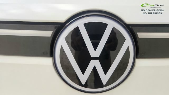 Used 2023 Volkswagen ID.4 Pro S Plus AWD/4WD image 31