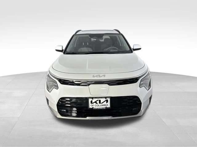 Certified 2023 Kia Niro Wave w/ Wave Preserve Package FWD image 3