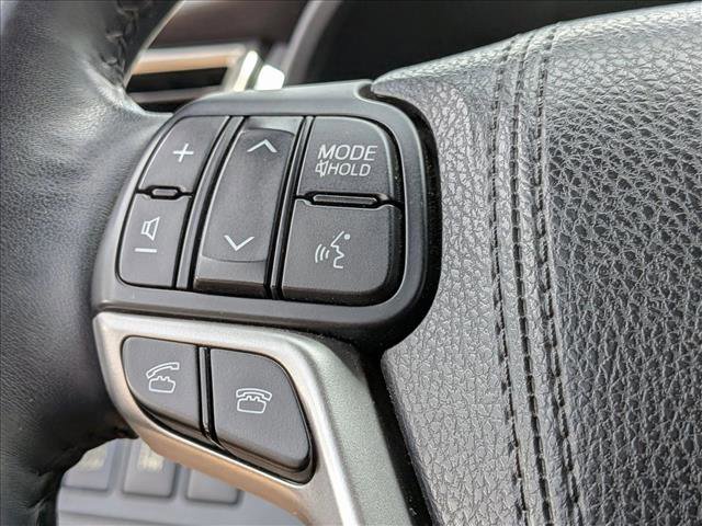 Used 2015 Toyota Highlander Limited Platinum image 11