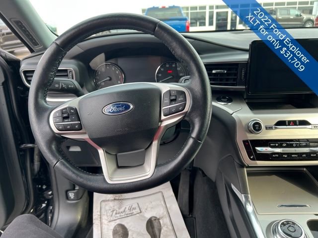 Used 2022 Ford Explorer XLT w/ Equipment Group 202A image 15