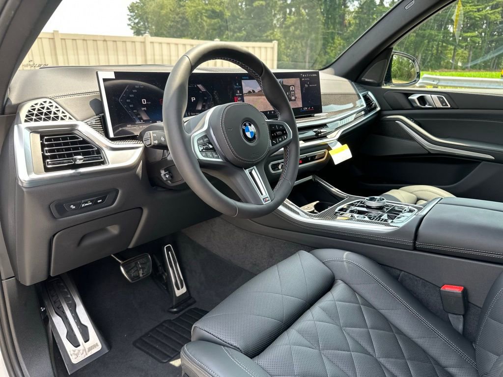 New 2026 BMW X5 M60i w/ Executive Package image 17