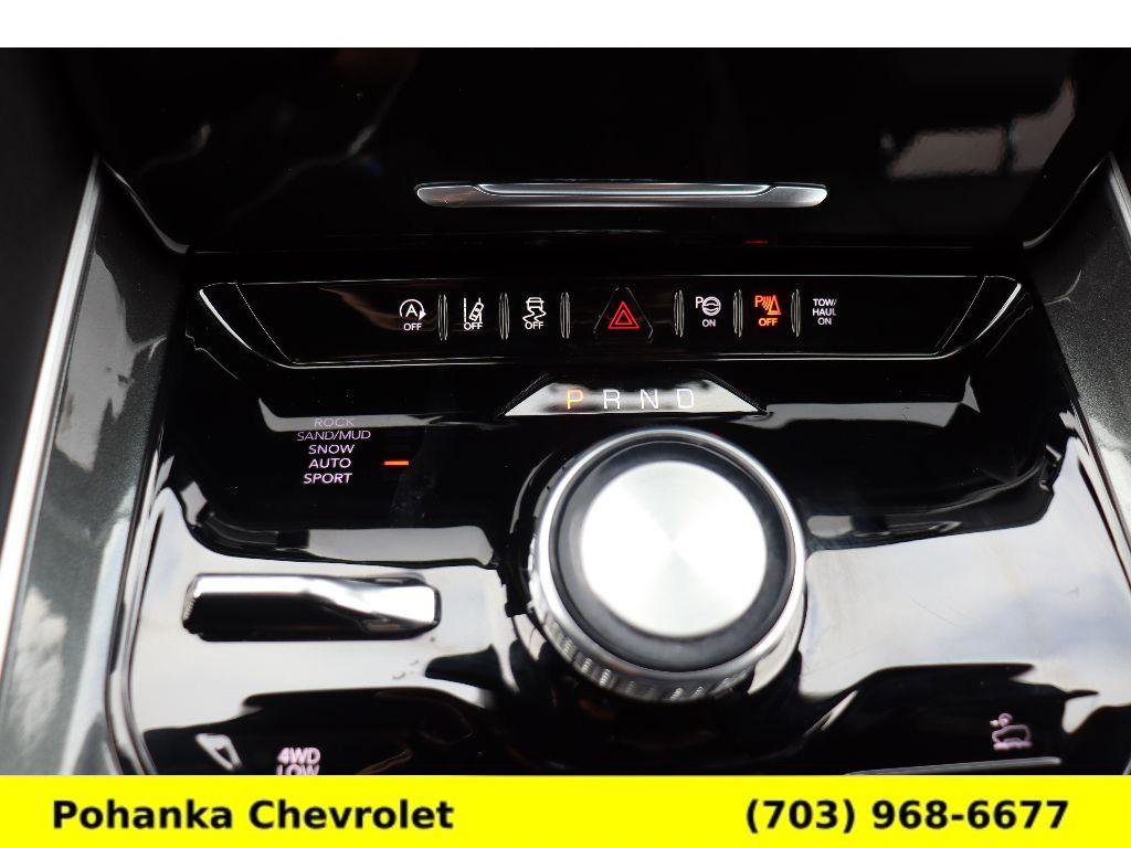 Used 2024 Jeep Wagoneer 4WD w/ Premium Group I image 17