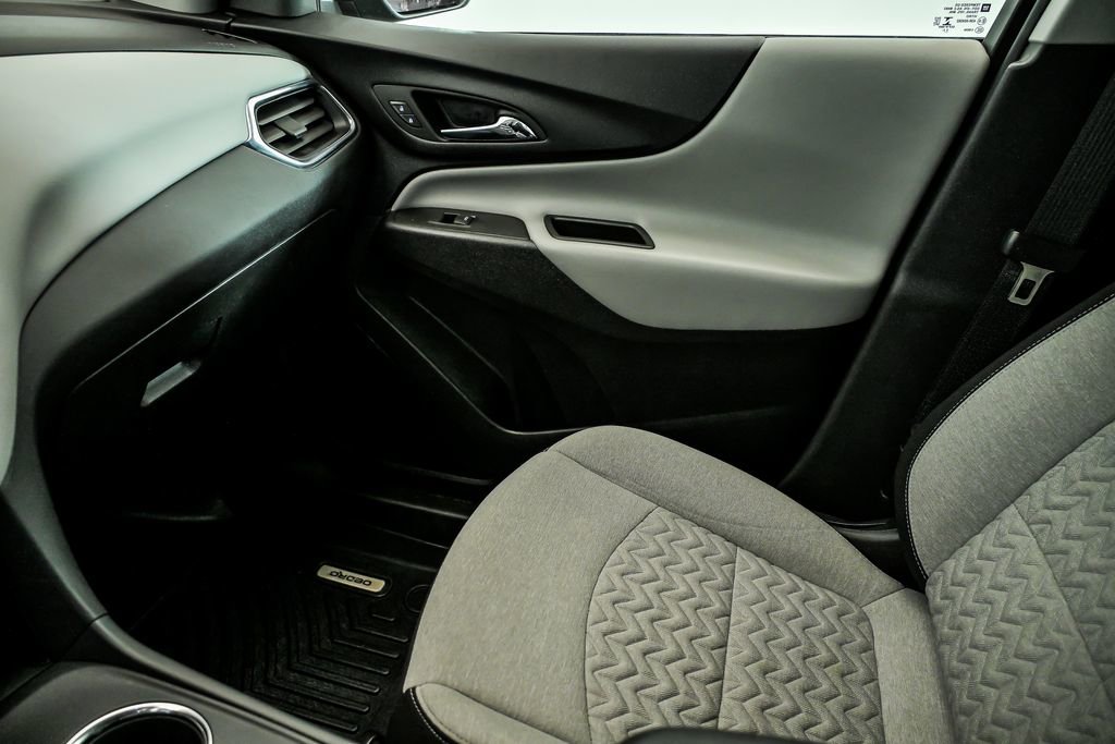 Used 2023 Chevrolet Equinox LS w/ LS Convenience Package FWD image 23