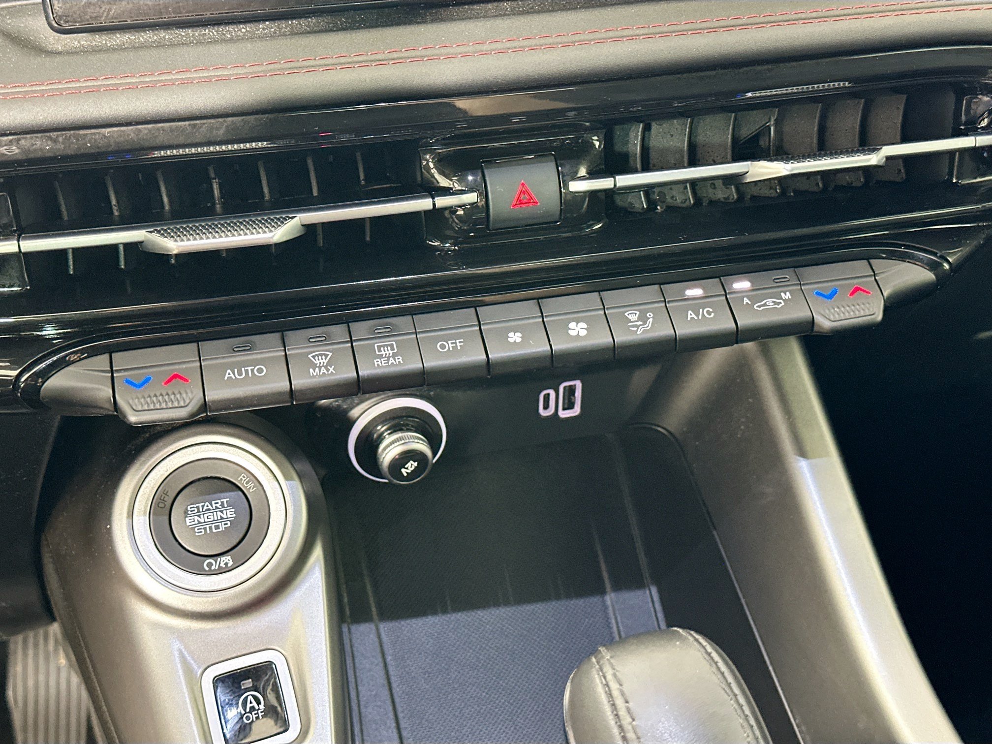 Used 2024 Dodge Hornet GT w/ Cold Weather Group AWD/4WD image 19