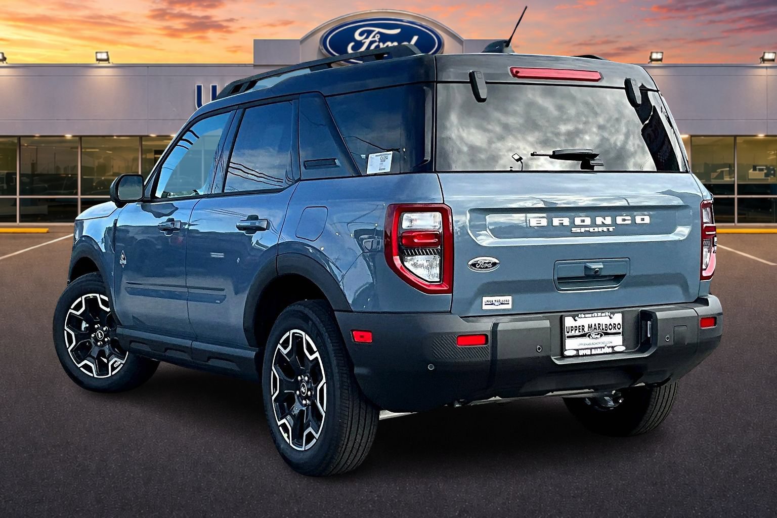 New 2025 Ford Bronco Sport Outer Banks w/ Outer Banks Tech Package+ AWD/4WD image 3