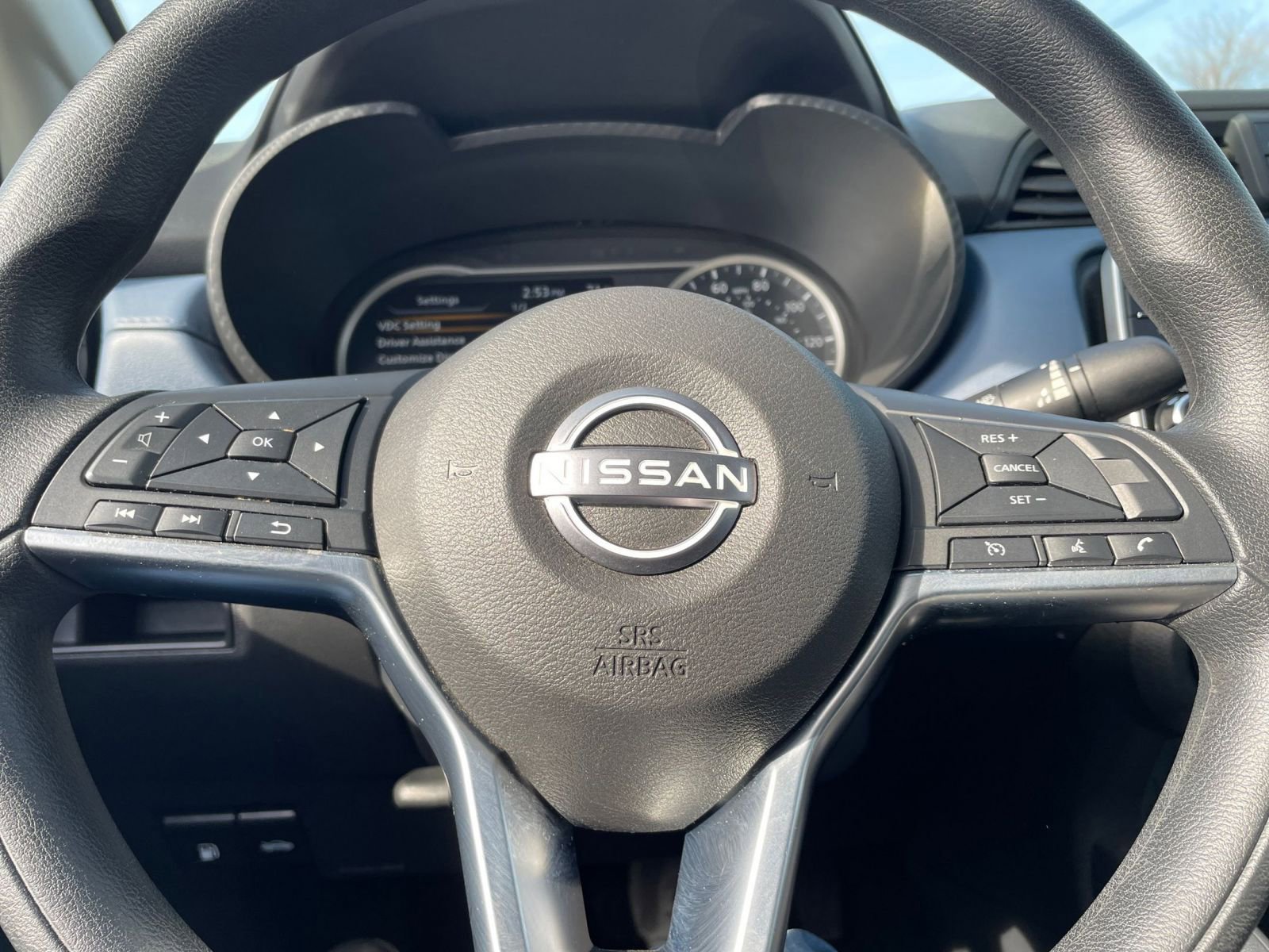 Used 2025 Nissan Versa SV w/ Trunk Package image 25