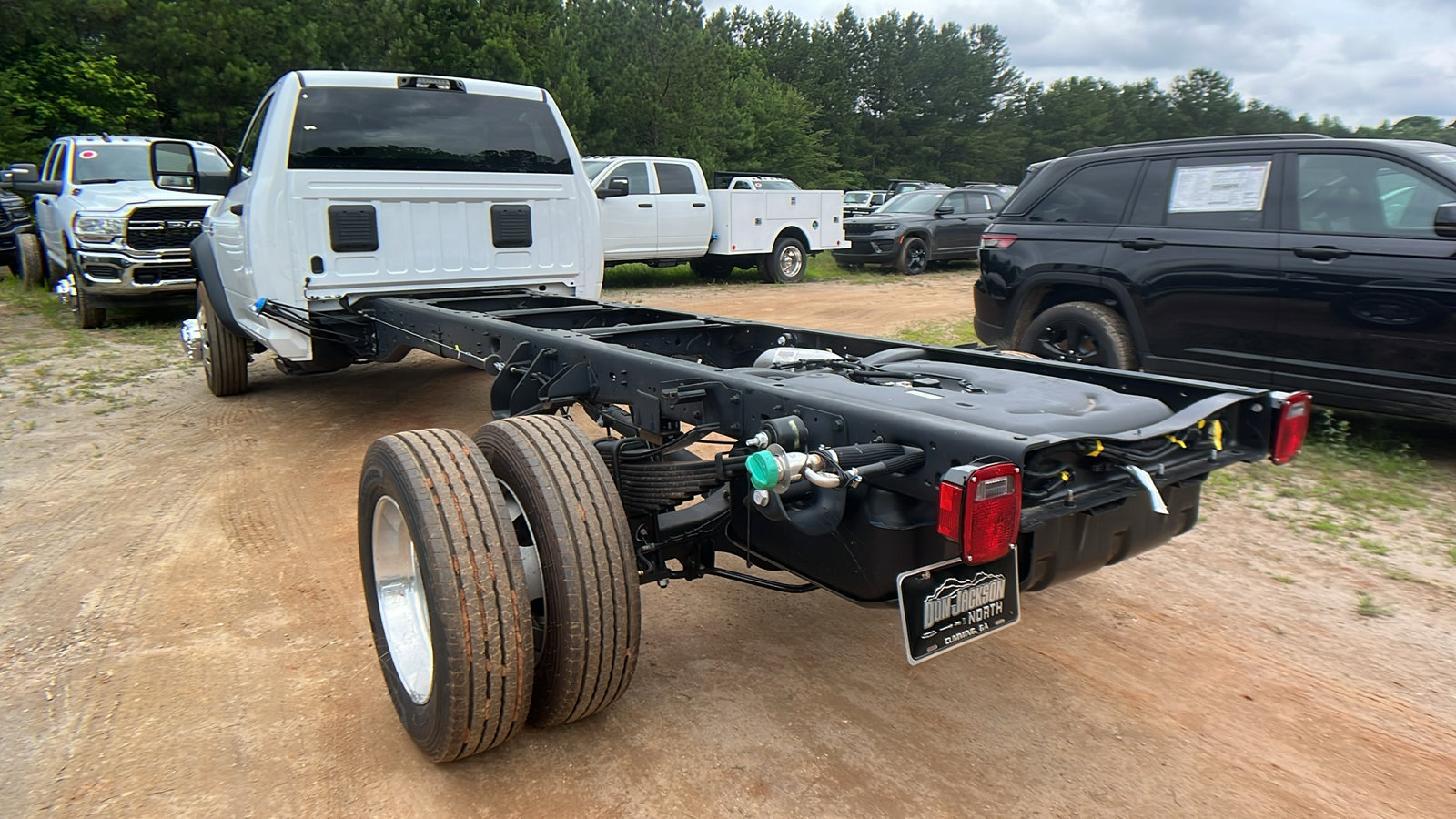 New 2025 RAM 5500 Tradesman image 10