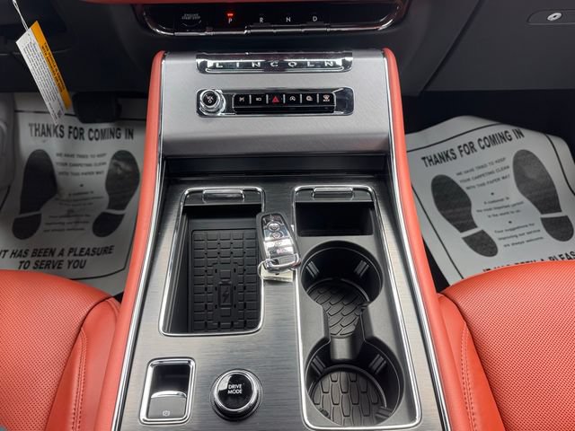 New 2026 Lincoln Aviator Reserve w/ Jet Appearance Package AWD/4WD image 18