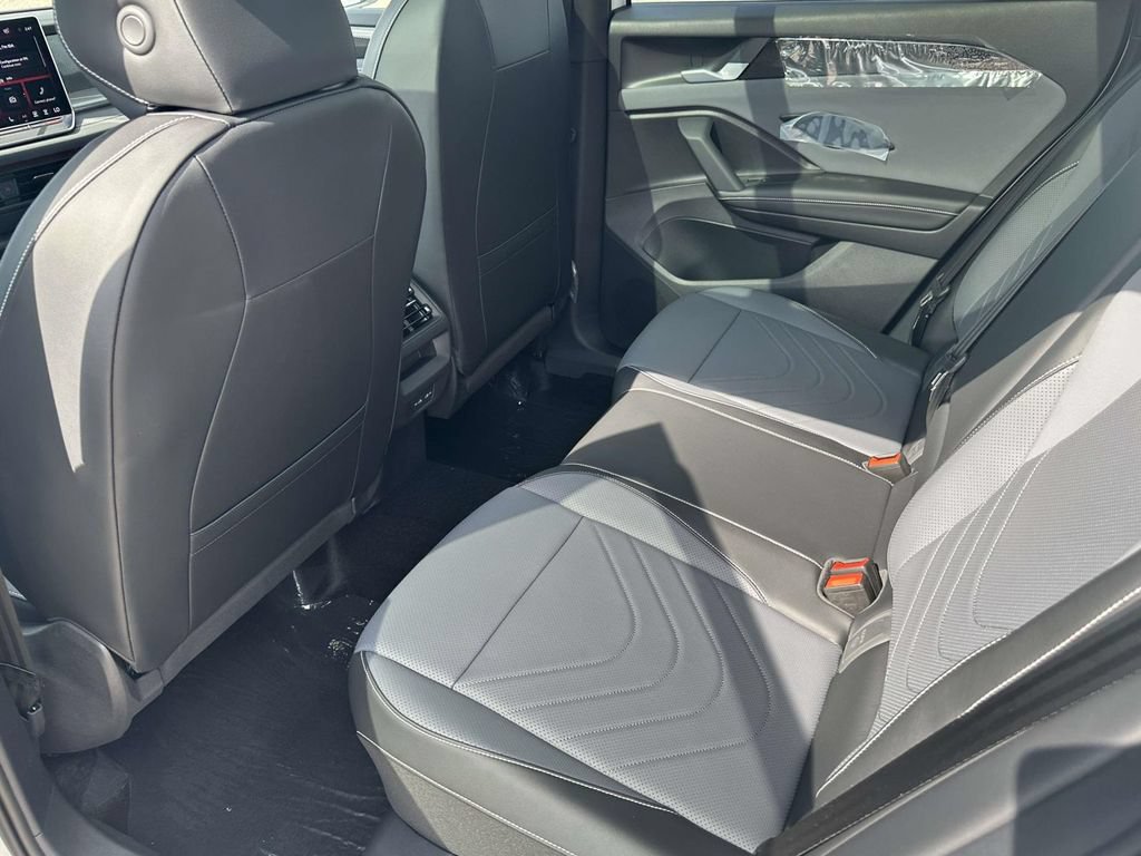 New 2026 Volkswagen Tiguan SE R-Line AWD/4WD image 9