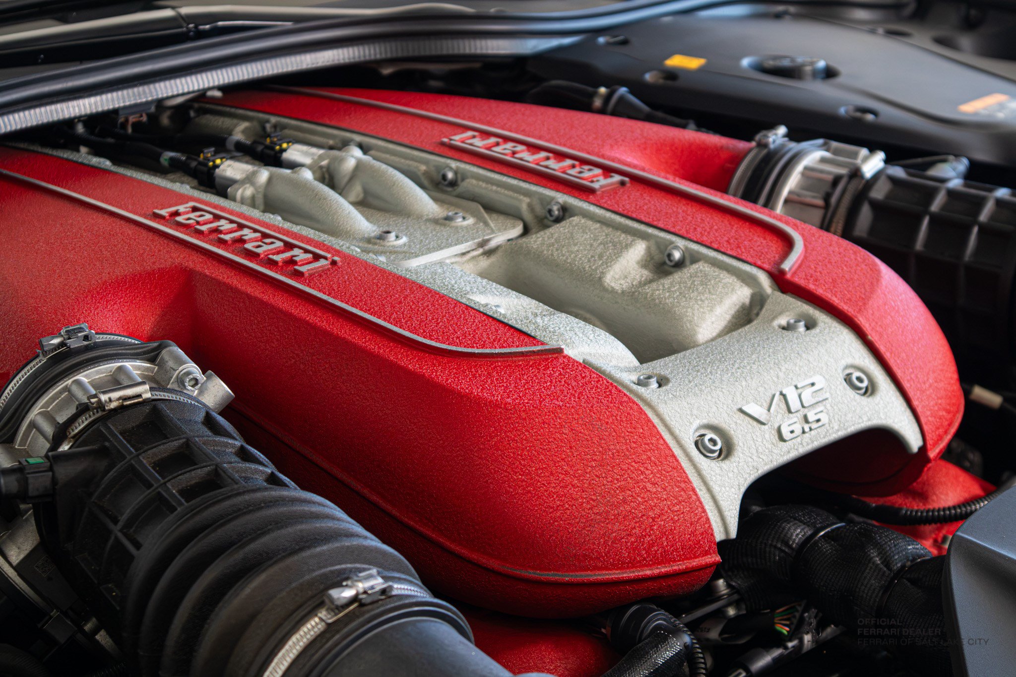 Used 2018 Ferrari 812 Superfast RWD image 12