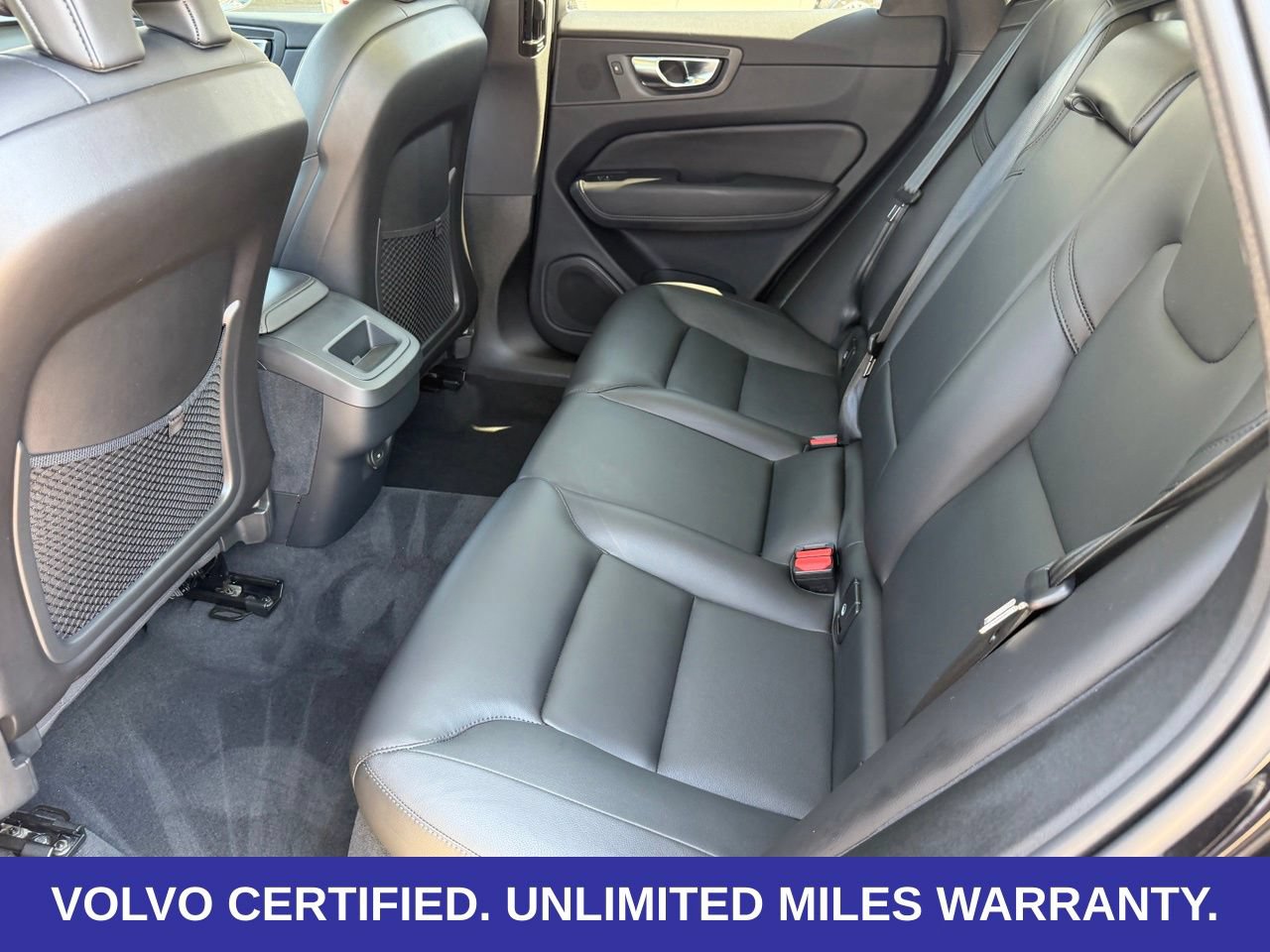 Certified 2024 Volvo XC60 B5 Core AWD/4WD image 32
