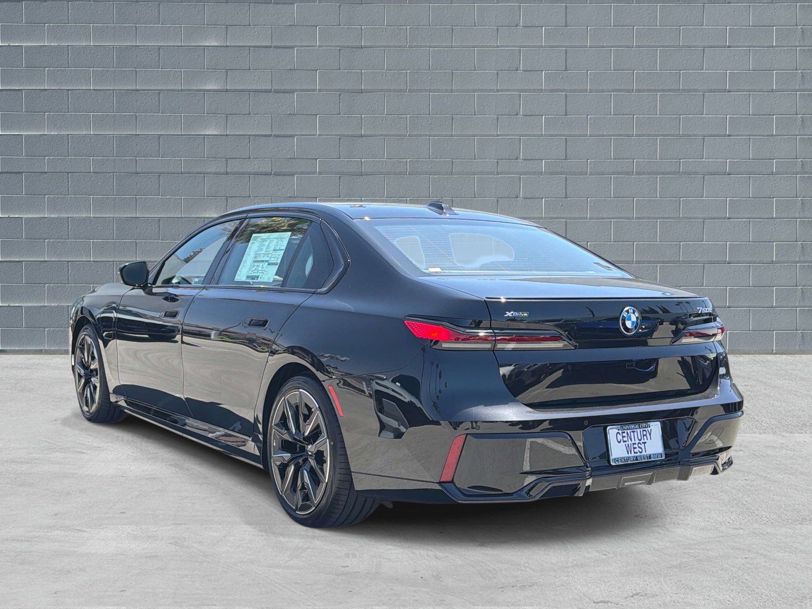 New 2026 BMW 750e xDrive AWD/4WD image 5