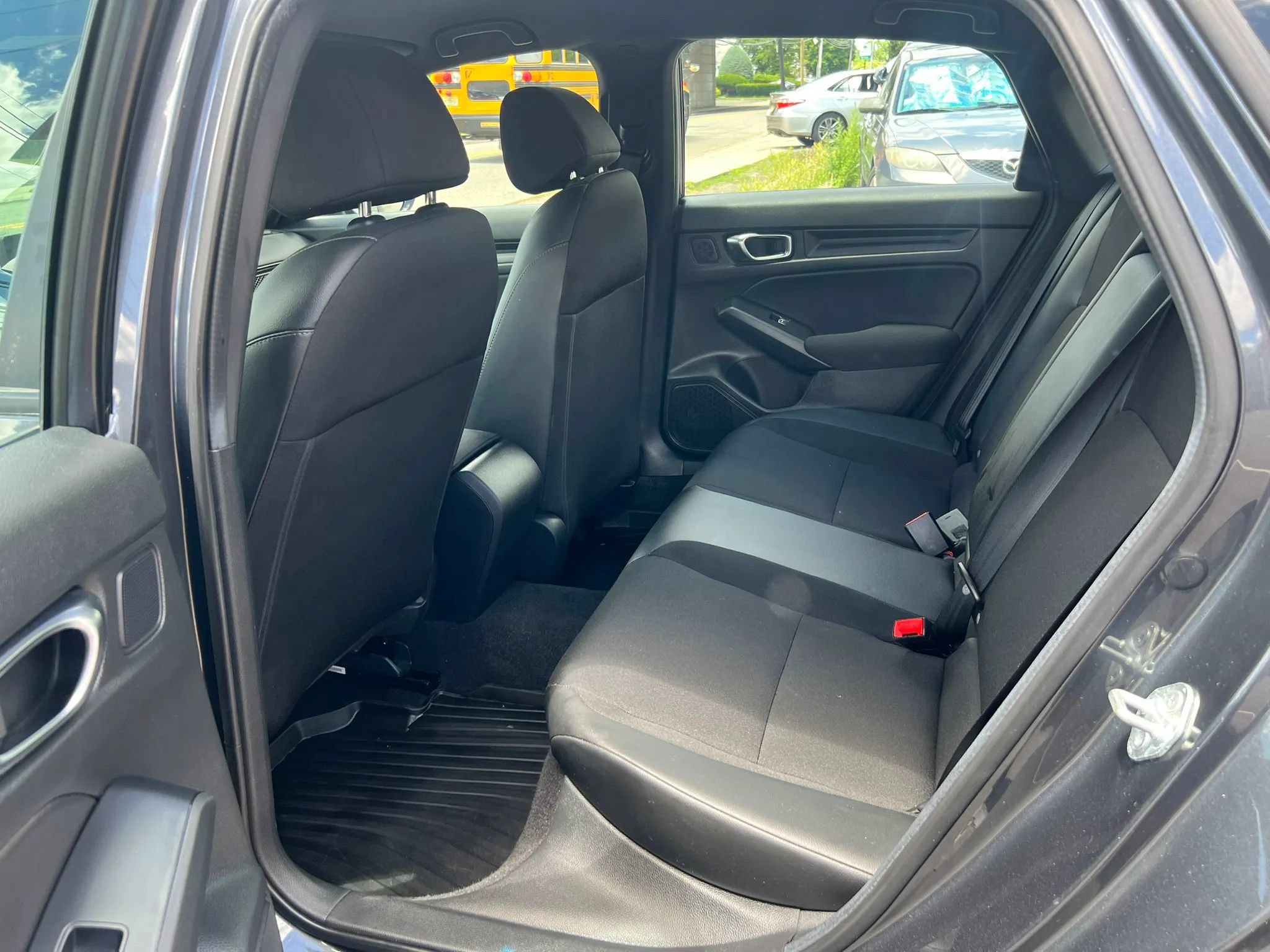 Used 2025 Honda Civic Sport image 27