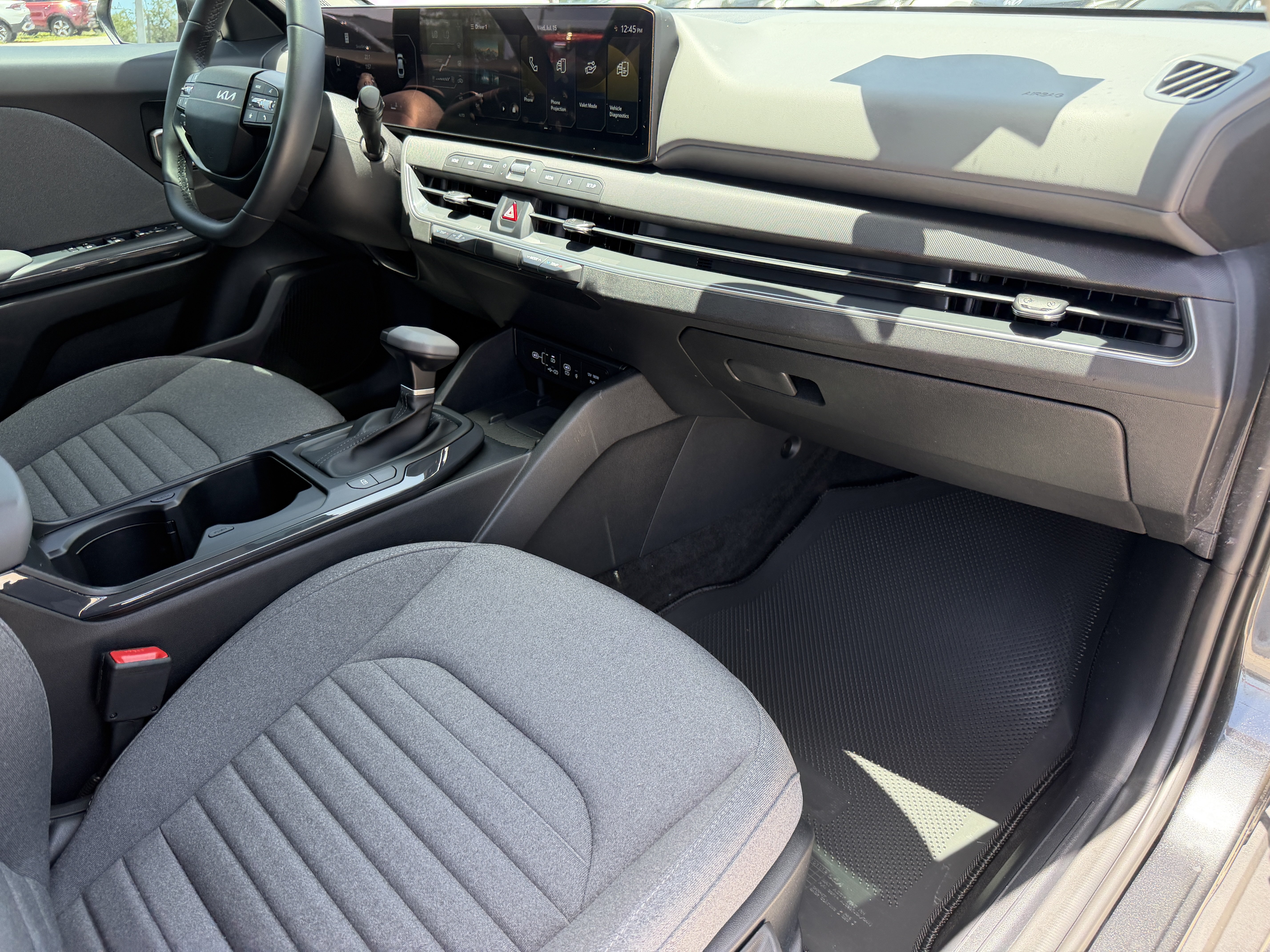 Used 2025 Kia K4 EX FWD image 12