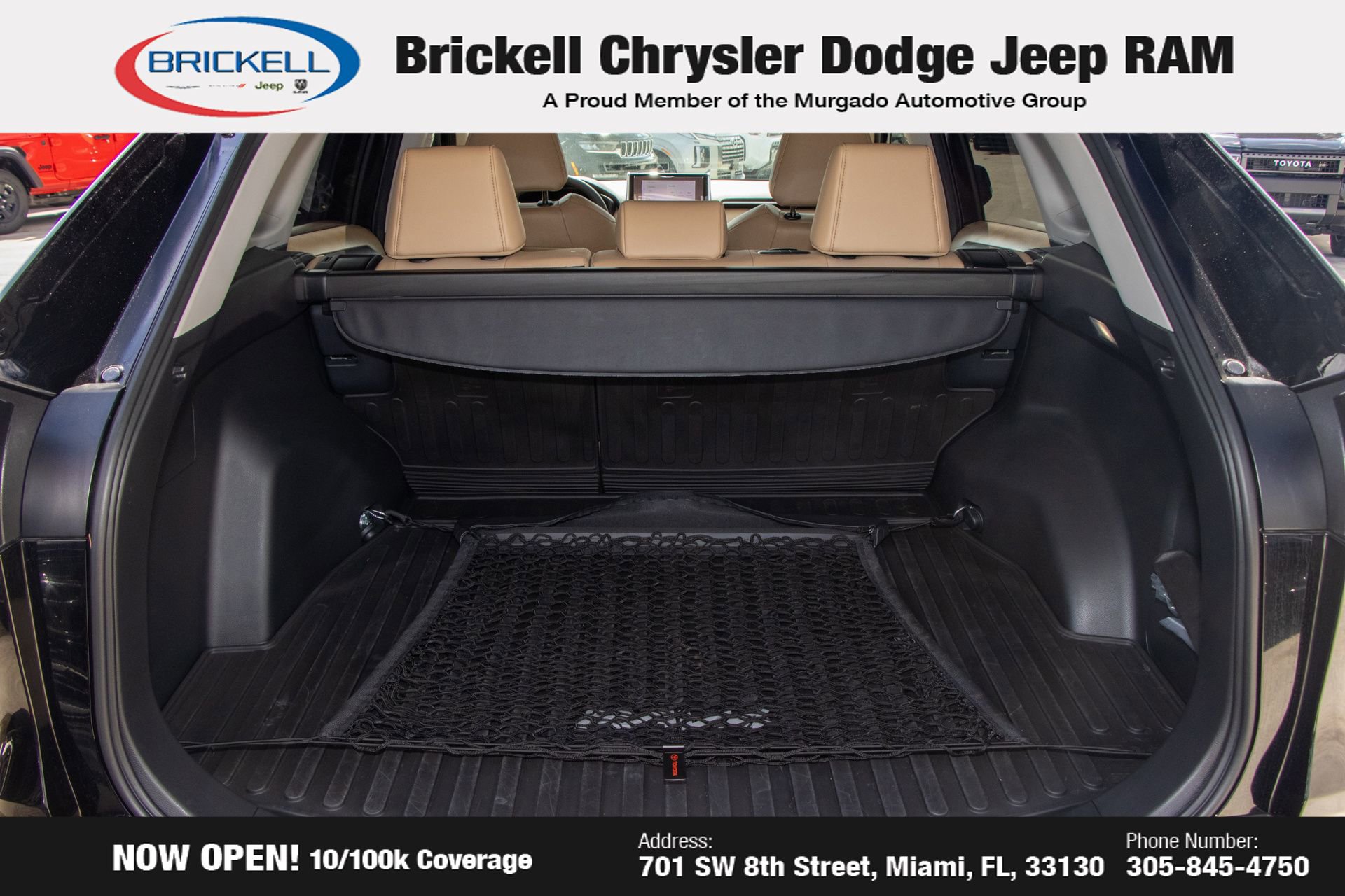 Used 2025 Toyota RAV4 XLE Premium image 9