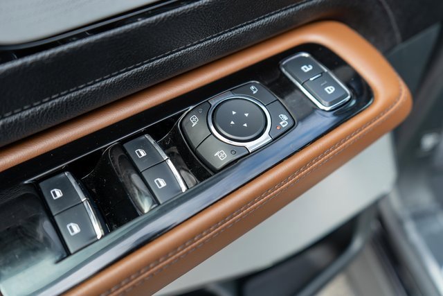 Used 2024 Lincoln Aviator Reserve w/ Equipment Group 201A image 21