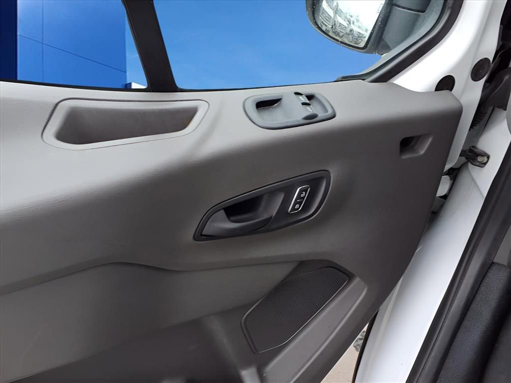 Used 2022 Ford Transit 250 148 High Roof Extended image 11