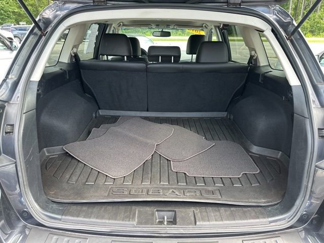 Used 2013 Subaru Outback 2.5i Limited w/ Moonroof Pkg AWD/4WD image 7