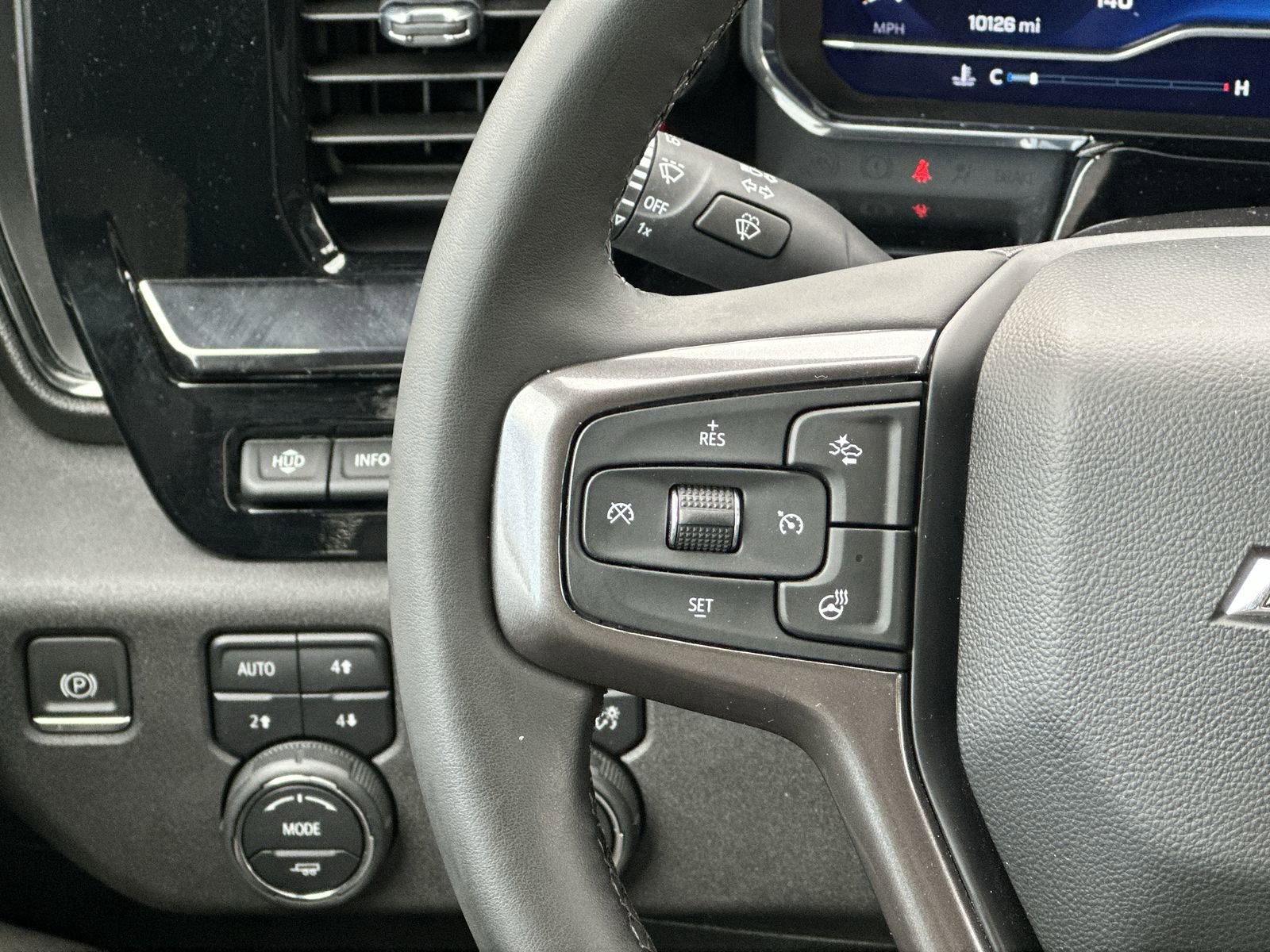 Used 2024 Chevrolet Silverado 2500 ZR2 w/ Technology Package AWD/4WD image 20