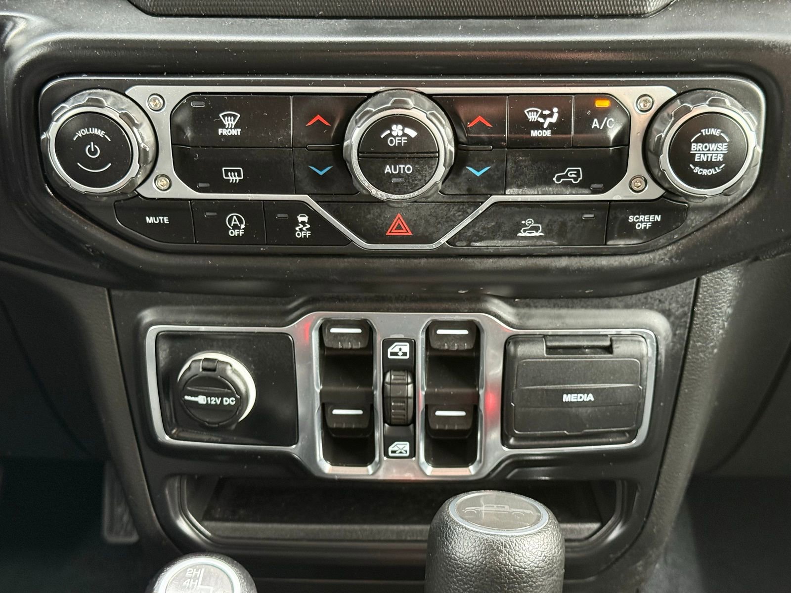 Used 2022 Jeep Gladiator Sport AWD/4WD image 20