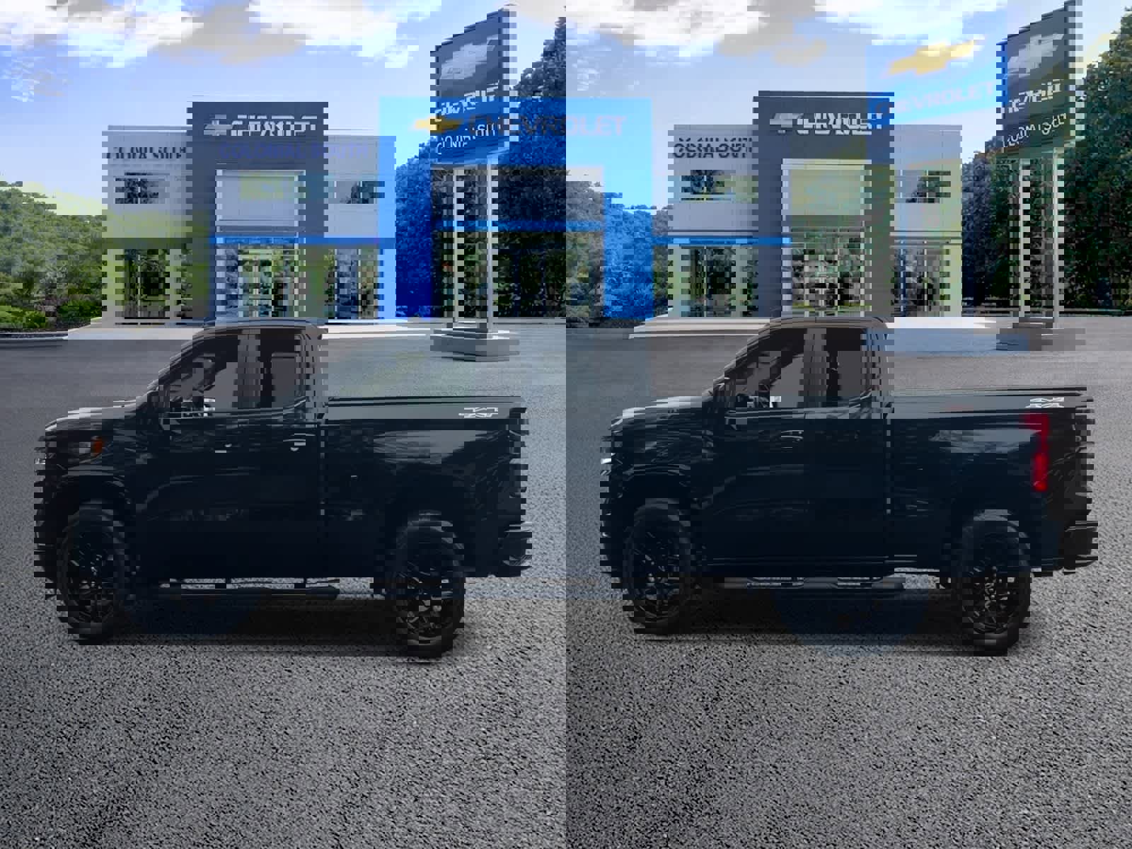 Certified 2023 Chevrolet Silverado 1500 RST w/ Rally Edition image 3