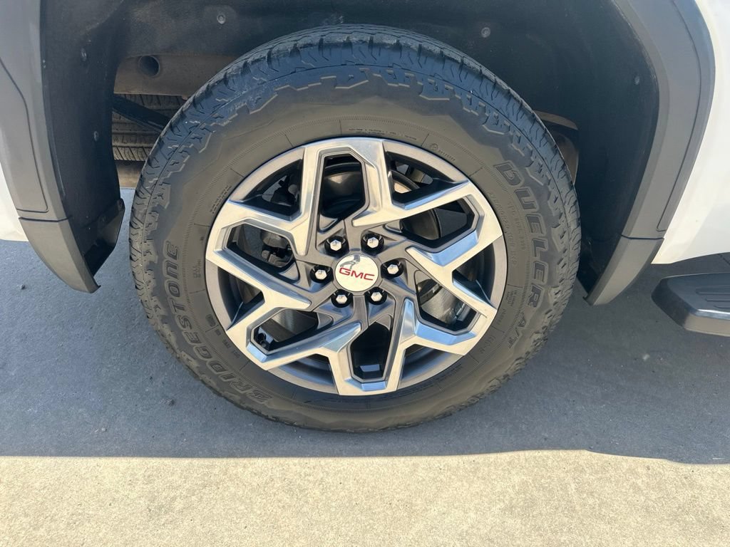 Certified 2024 GMC Sierra 1500 SLT w/ SLT Premium Plus Package AWD/4WD image 38