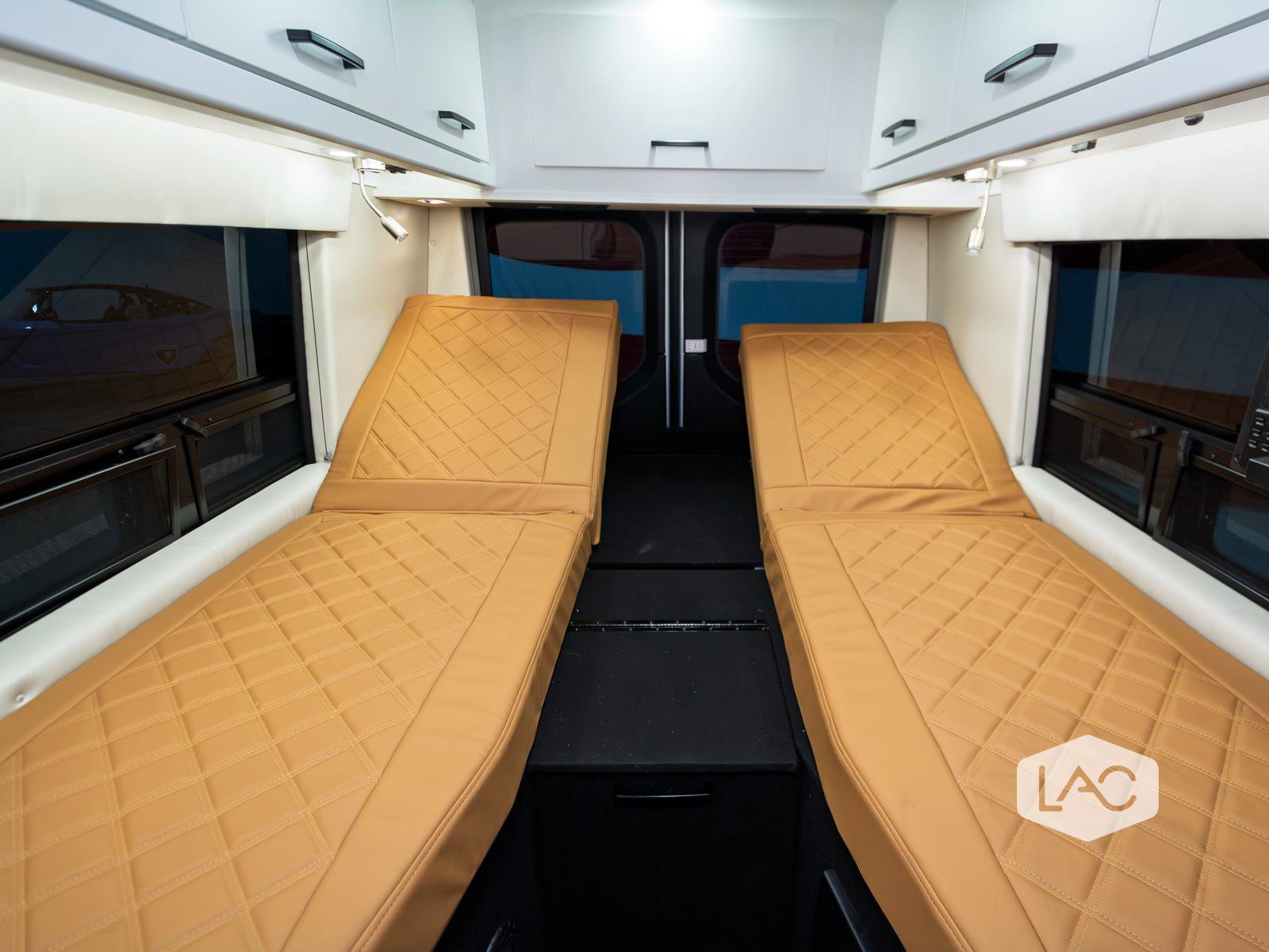 Used 2023 Mercedes-Benz Sprinter 3500 image 10