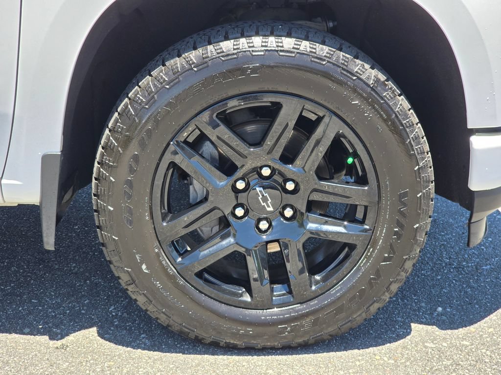 Certified 2022 Chevrolet Silverado 1500 Custom w/ Rally Edition AWD/4WD image 22