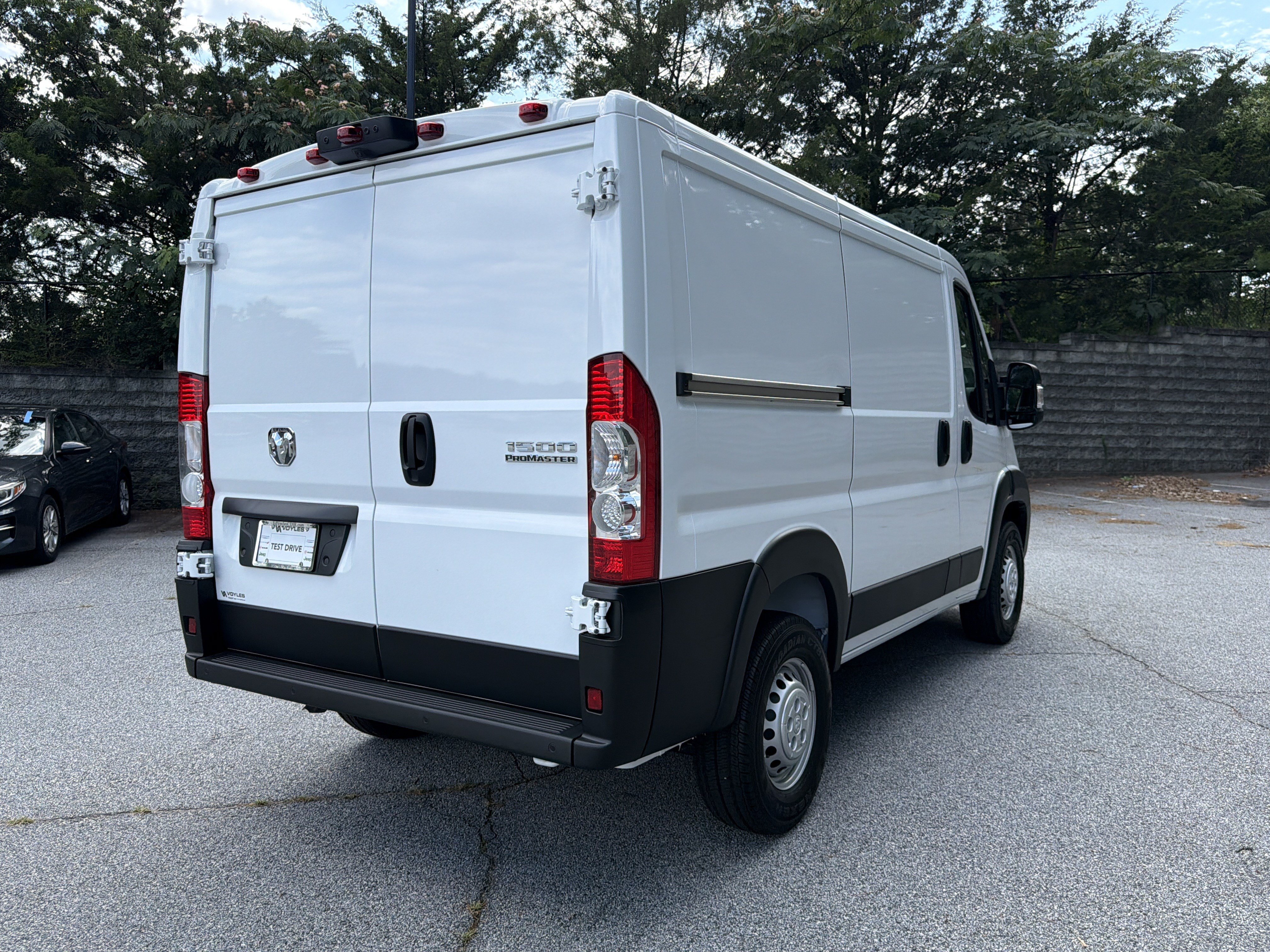 New 2026 RAM ProMaster 1500 w/ Safety Group FWD image 7