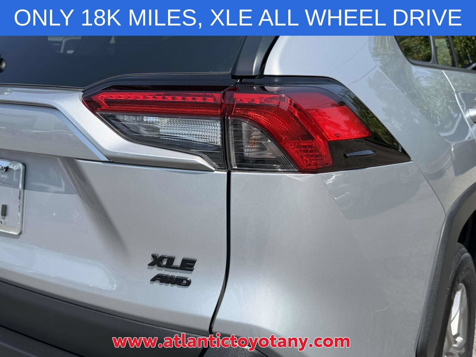 Used 2024 Toyota RAV4 XLE AWD/4WD image 16