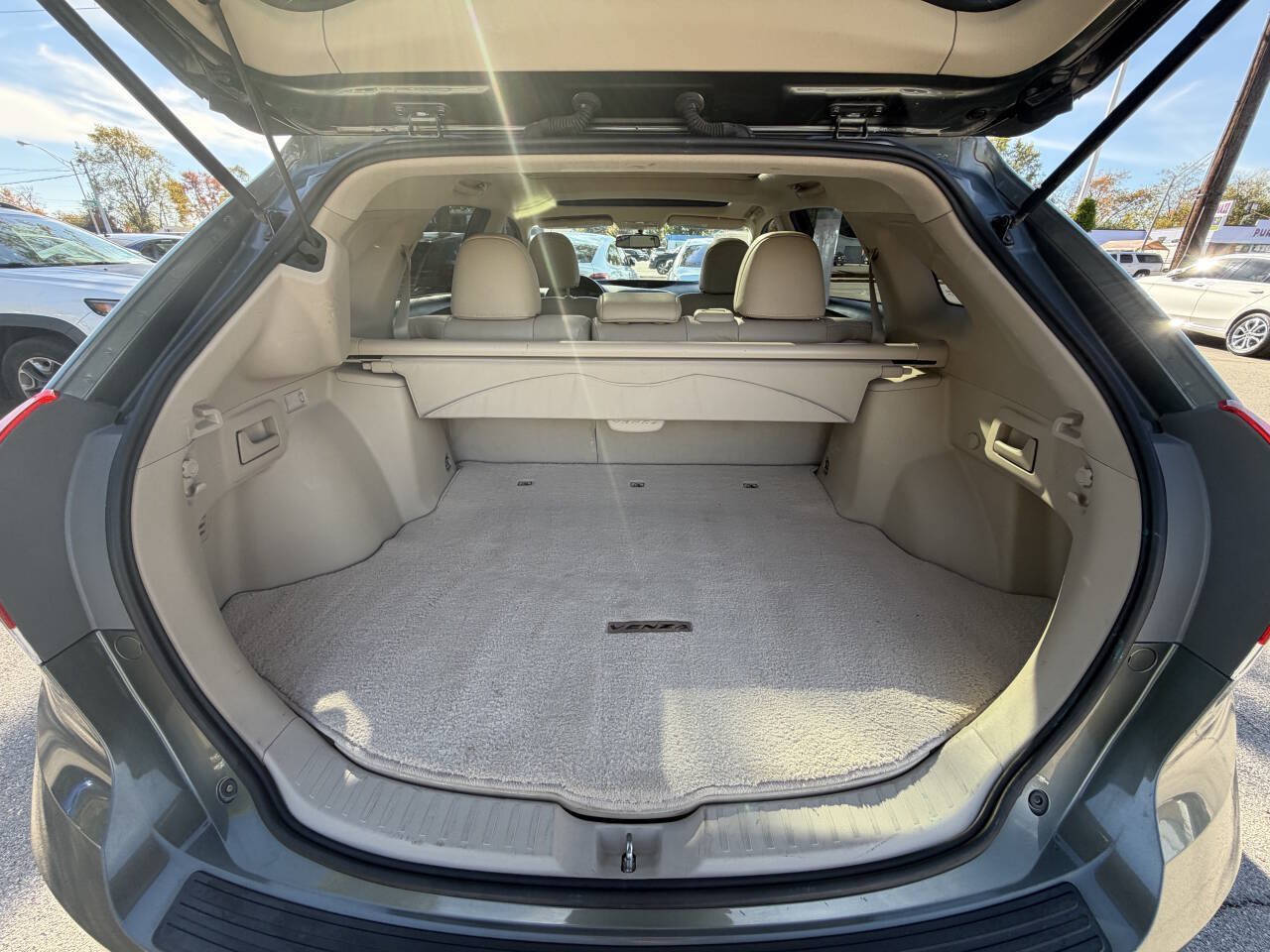 Used 2013 Toyota Venza Limited FWD image 28