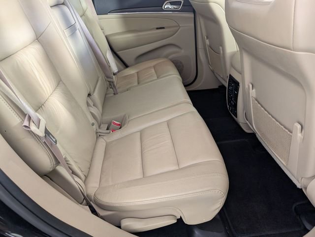 Used 2015 Jeep Grand Cherokee Limited w/ Trailer Tow Group IV image 34