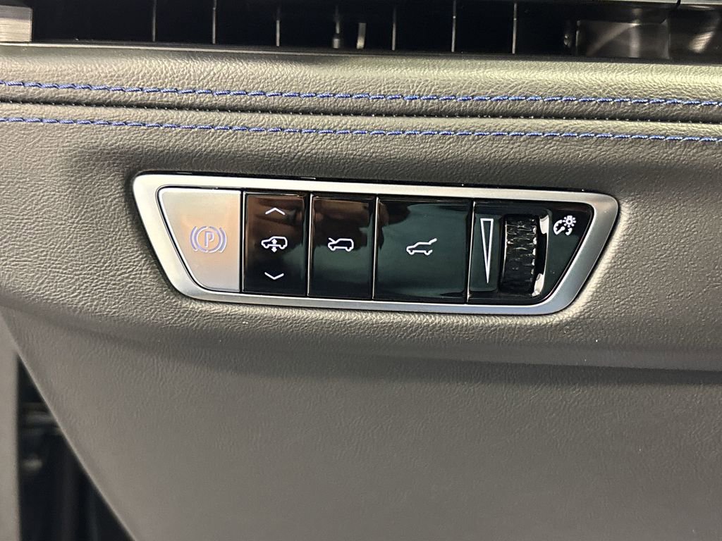 New 2025 Cadillac Escalade IQ Luxury 1 image 37
